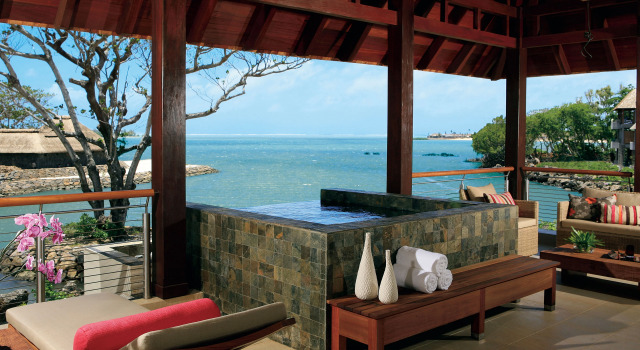 Люкс Prestige с 3 комнатами с видом на море The Bay Club at Anahita