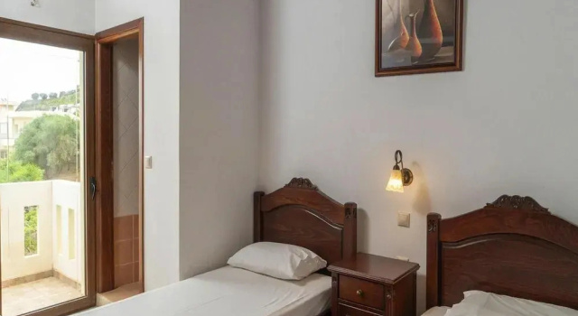 Modern Holiday Home in Stalos With Balcony, Забронировать Дом для отпуска Виллы Сталос, рядом с Пляж Сталос, Вилла