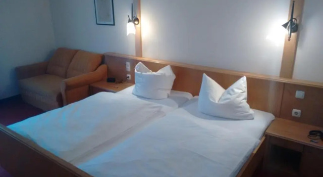 Двухместный номер Business Altstadt- und Businesshotel Pfaubräu - Brauereigasthof - Frühstücksbuffet - kostenfreie Radgarage - Hunde willkommen