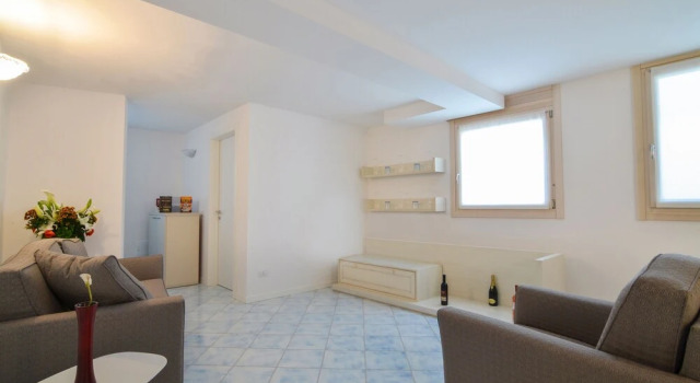 Sirmione Halldis Apartments