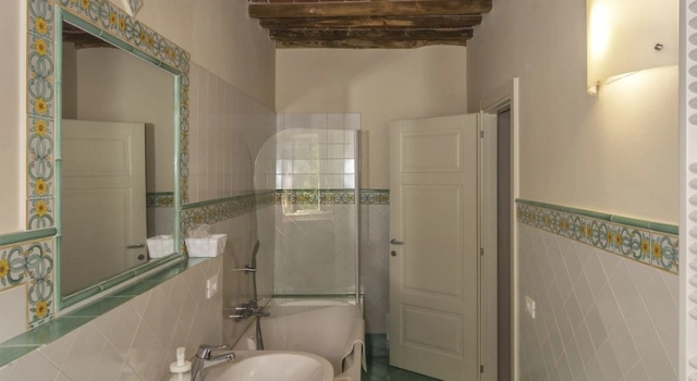 Номер Comfort Art Gallery B&B