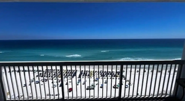 Pelican Beach 1508 1 Bedroom Home, Varaa Huoneisto Hotellit Emerald Coast uima-altaalla, Uima-allas