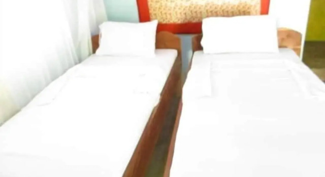 Mangrove beach bungalows, Prenota Hotel Utende 