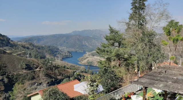 Коттедж Monteiros Gerês Countryhouse
