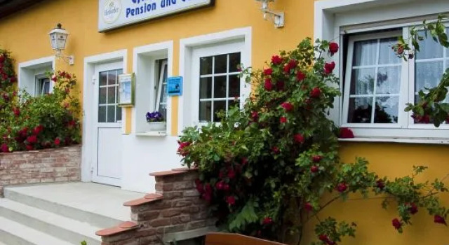 Christel's Pension & Cafe, Rezerwuj Hotel Beetzseeheide Brandenburgia