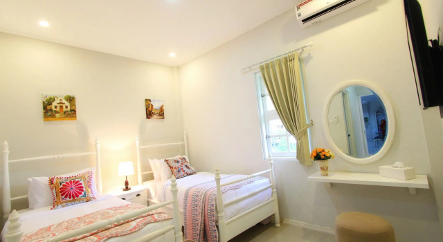 Omah Madam Bed & Breakfast