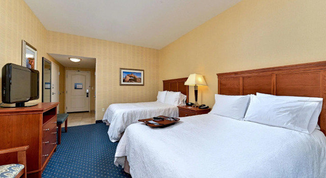 Четырёхместный номер Standard Hampton Inn Ellsworth