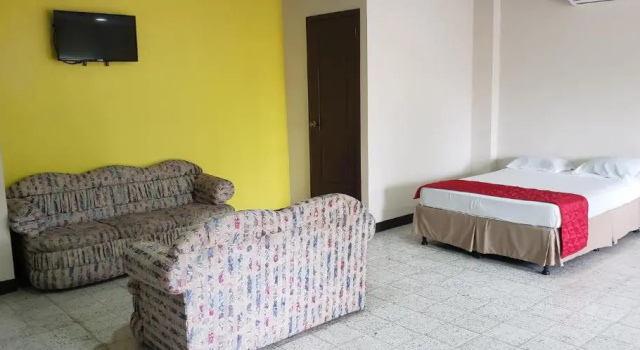Четырёхместный номер Economy Hotel El Dorado