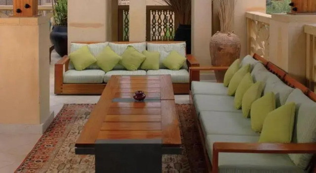 Jumeirah Malakiya Villas, Забронировать Отель Джумейра , рядом с Рынок Мадинат Джумейра