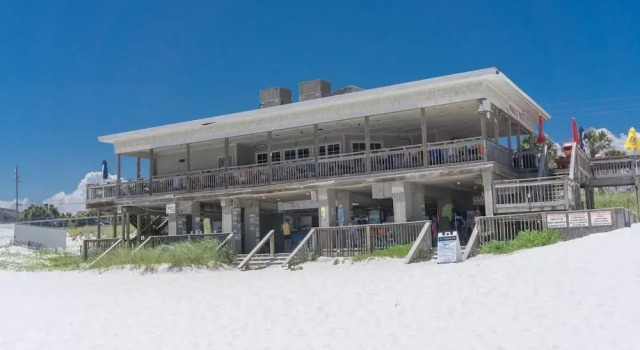 Grandview 2 Bedroom Condo, Varaa Hotelli Hotellit Emerald Coast uima-altaalla, Uima-allas