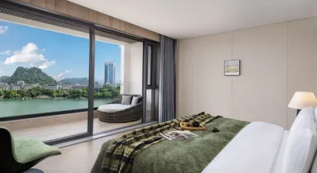 Люкс Deluxe Wyndham Garden Liuzhou Wuxing Street