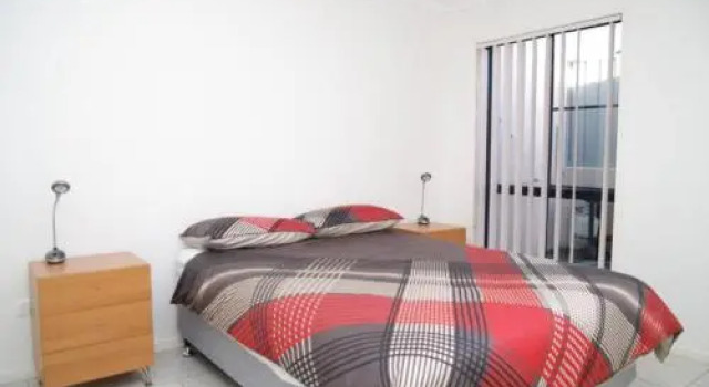 Dolphin Court 1 1 Gowing Street