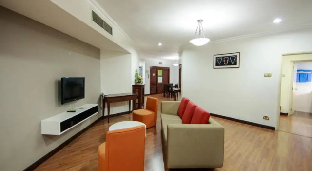 Апартаменты Standard с 3 комнатами с балконом Beta Service Apartment
