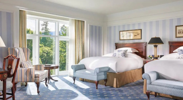 Четырёхместный семейный номер Standard Powerscourt Hotel, Autograph Collection