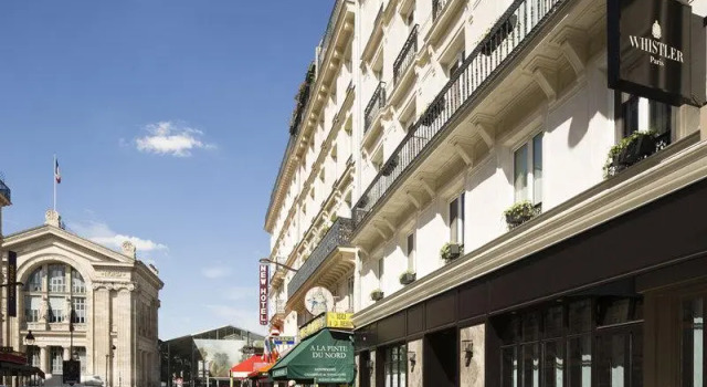 Полулюкс Standard Hotel Whistler - Gare du Nord