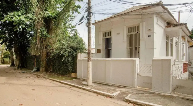 Casa Espaçosa Ilha de Paquetá, Забронировать Отель Рио-де-Жанейро штат Рио-де-Жанейро, рядом с Остров Пакета