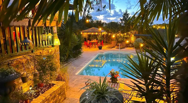 Art-Villa Merkel - 28 pers - 11 chambr - 10 WC - Piscine, Забронировать Вилла Англе French Basque Country