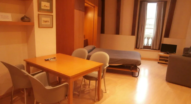 Apartaments Sant Jordi Santa Anna, Забронировать Отель Старый город Барселона, рядом с Приход Св. Августина