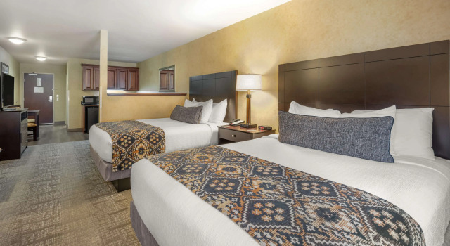 Четырёхместный люкс Best Western Plus Ponderay Mountain Lodge Sandpoint