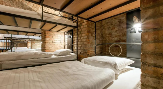 Suterén Postel ve společném pokoji Czech Inn Hostel