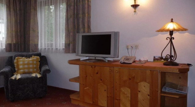 Ferienhaus Kirchplatzl, Prenota Hotel Leutasch Seefeld Surroundings