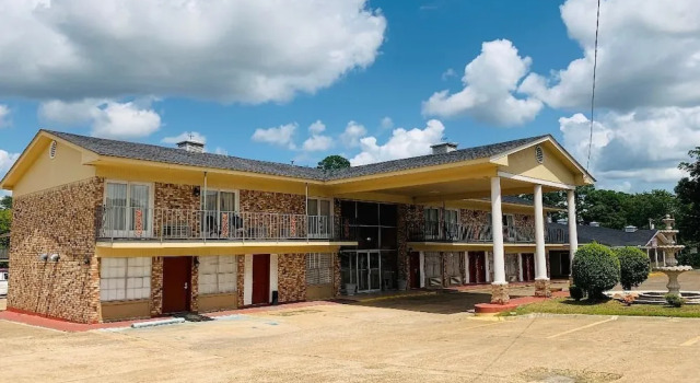 Coachman's Inn, Book Hotel Magnolia Arkansas