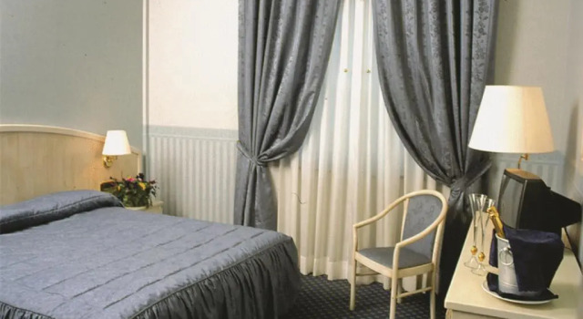 Aldero Hotel, Buchen Sie Hotel Fabrica di Roma Vicosee