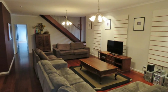 Коттедж Central Holiday House at 29 Church in Cowes