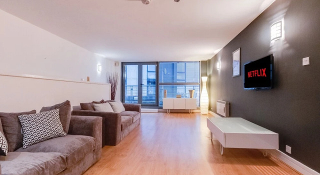 Entire Penthouse, Free Parking, Centre City View, 2 Bed 2 Bath, Забронировать Отель Отели Ливерпуля 3 звезды, 3*