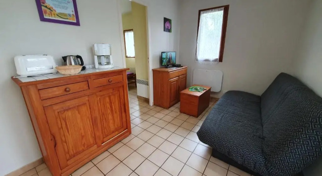 Коттедж с 2 комнатами с красивым видом из окна Les Chalets du Gélat avec pizzéria et snack sur place