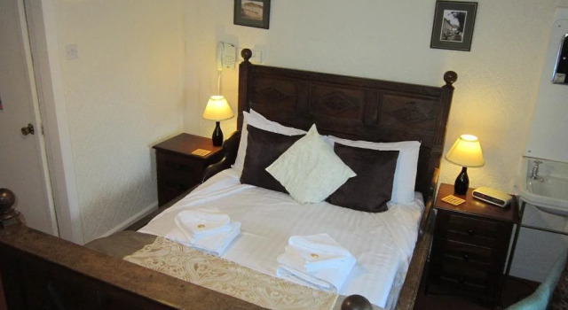 Jubilee Inn, Varaa Hotelli Looe Cornwall
