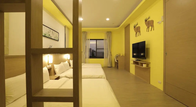 Семейный номер Standard с балконом Shiguang B&B
