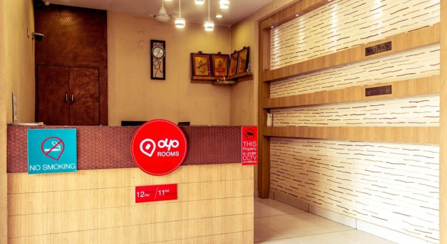 OYO 1661 Hotel Athidi Grand, Rezerwuj Hotel Hotele w Andhra Pradesh z parkingiem, Parking