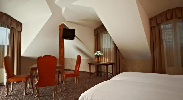 Полулюкс Boutique Hotel Justus