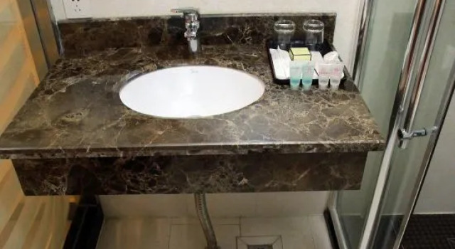 Cixi Junhao Hotel, Prenota Hotel Hotel a Ningbo con parcheggio, Parcheggio