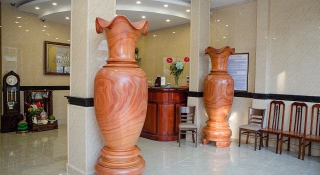 Lucky Hotel