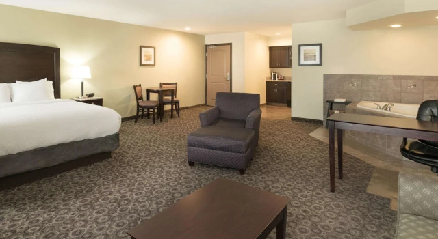 Двухместная студия-люкс La Quinta by Wyndham Las Vegas Airport South