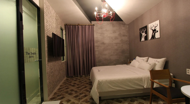 The Zenith Hotel