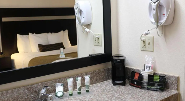 Номер Standard Best Western Parsons Inn