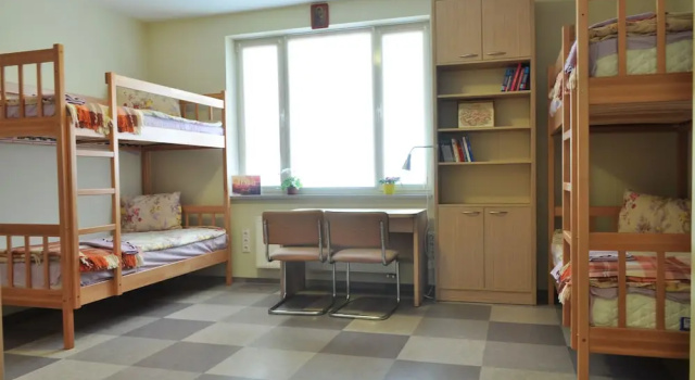 Четырёхместный номер Economy UCU INN - Кімнати для гостей