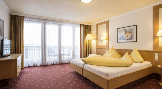 Двухместный номер Standard с видом на горы Hotel Weisseespitze