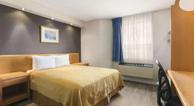 Двухместный номер Standard Spark by Hilton Brockville