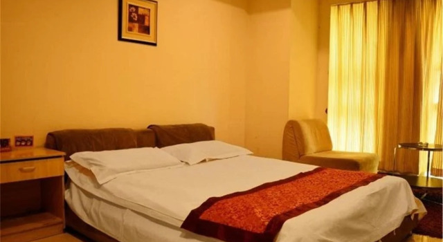 Huijia Express Hotel