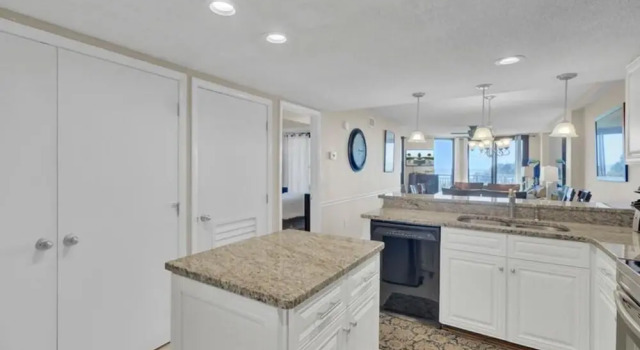Shipwatch 308b by Wild Dunes, Oceanfront Condo With Resort Amenity Access