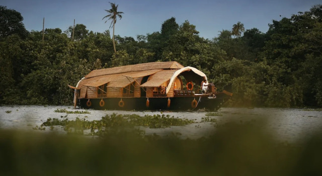 Spice Coast Cruises CGH Earth-Houseboat, Varaa Hotelli Hotellit Muhamma aamiaisella, Aamiainen