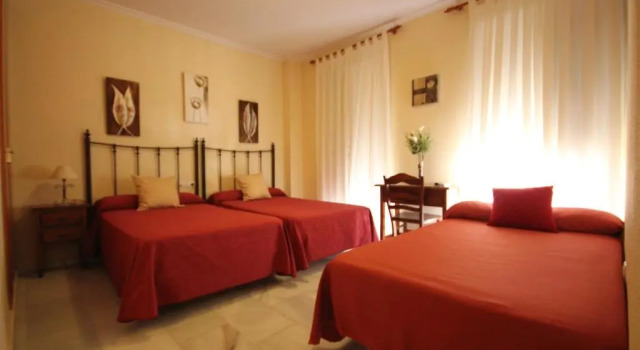 Hostal Niza, Book Hotel Billige hoteller i Huelva