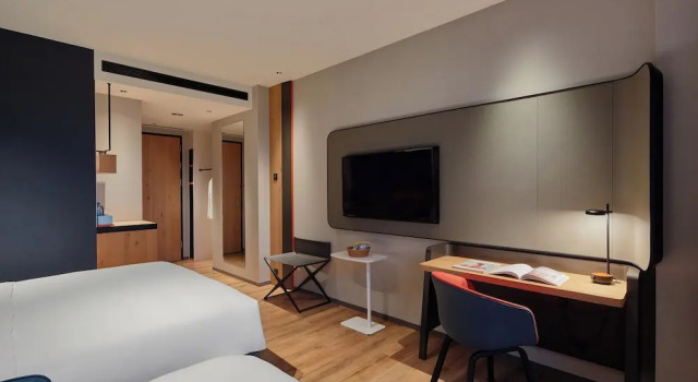 Двухместный номер Standard с балконом Holiday Inn Express Chiayi by IHG