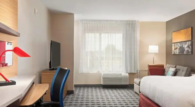 Студия TownePlace Suites by Marriott Janesville