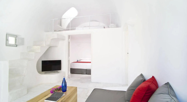 Avista Suites, Забронировать Гостевой дом Отели Имеровиглион с бассейном, Бассейн