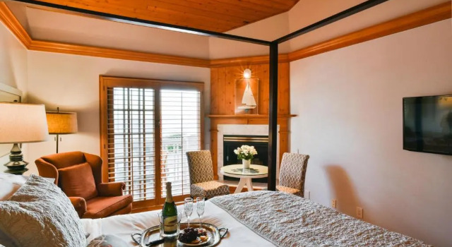 Номер Standard с балконом Inn On SummerHill